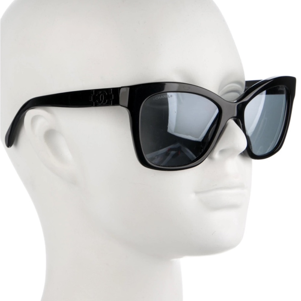 Chanel Sunglasses w/Original Packaging! (5313)
